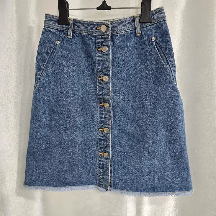 [BUNJANG] SJYP Denim Front Button Skirt / SJYP 청 데님 앞단추 스커트 (1610)