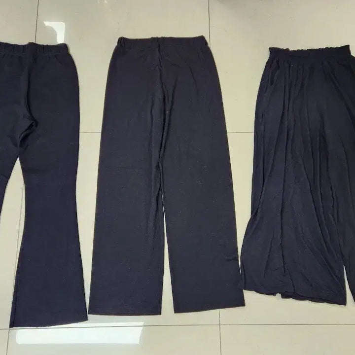 [BUNJANG] Black Pants Bundle Set (55 Size) / 검정 팬츠 3벌 (55사이즈) 일괄은 12,000