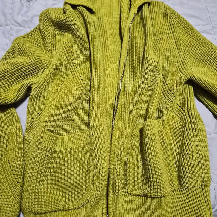 [SOLD OUT] 인템포무드 올리브 니트집업(M)