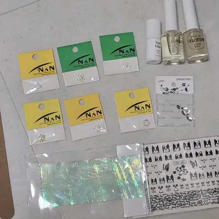 [BUNJANG] Unbranded Nail Art Set Bundle / 네일 용품 세트 일괄 (파츠, 홀로그램필름 등)(새상품)
