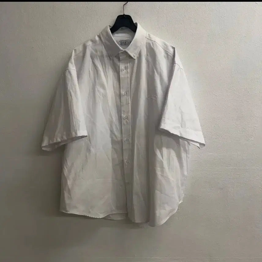 [BUNJANG] Yale White Oversized T-Shirt (M) / YALE 예일 반팔 오버핏 화이트 셔츠 M