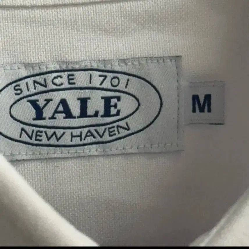 [BUNJANG] Yale White Oversized T-Shirt (M) / YALE 예일 반팔 오버핏 화이트 셔츠 M