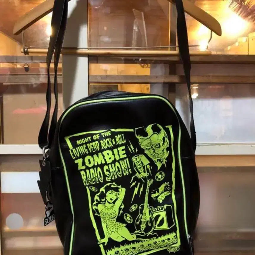 [BUNJANG] Sourpuss Emo Kid Goth Punk Crossbody Bag Shoulder Bag / Sourpuss 씬키드 이모키드 씬이모 고스펑크 크로스백 숄더백