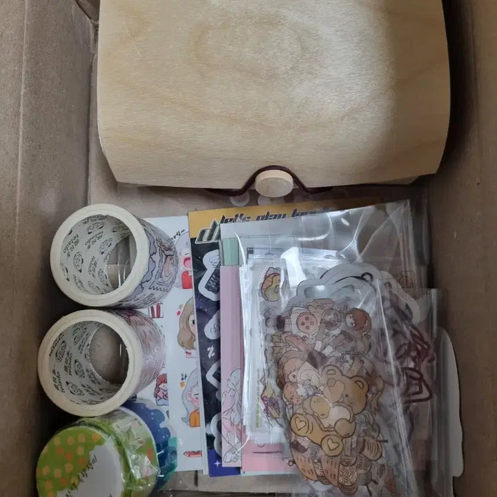 [BUNJANG] Bundle Set Decorative Stickers/Memo Pads/Masking Tape with Wooden Storage Box / 다꾸 인스/스티커/메모지/마테 일괄(+나무 보관함)