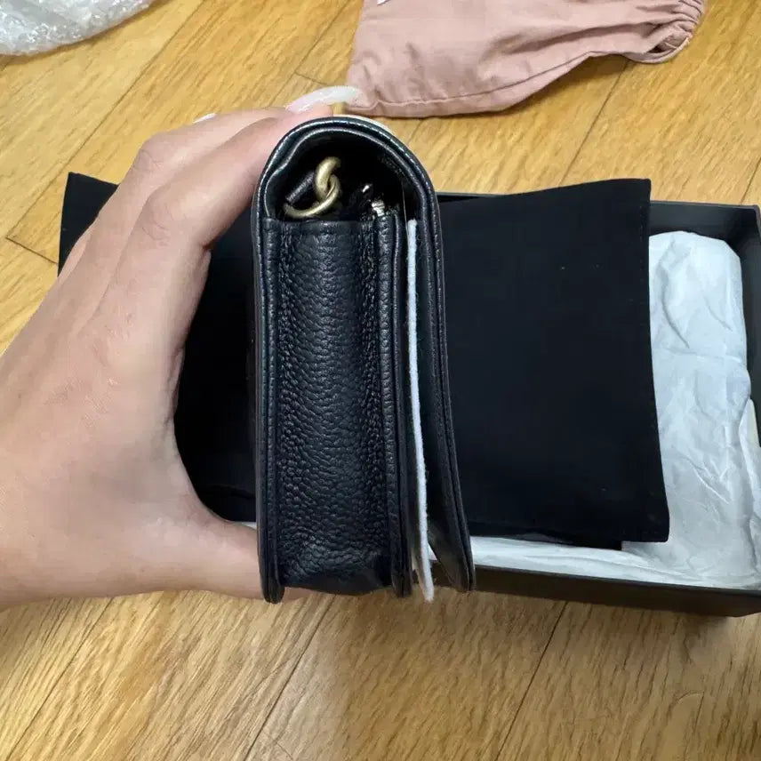 [BUNJANG] Chanel Boy WOC Caviar Bag / 샤넬 보이 woc 캐비어 31번대