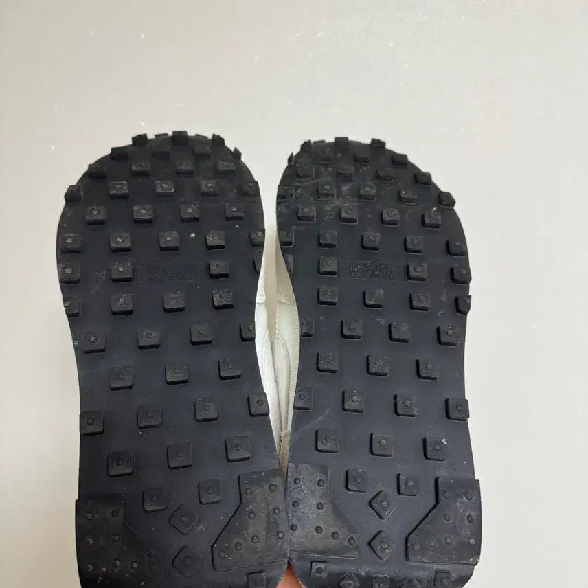 [BUNJANG] Nike Daybreak Phantom White Sneakers / 나이키 데이브레이크 팬텀화이트 285 신품급