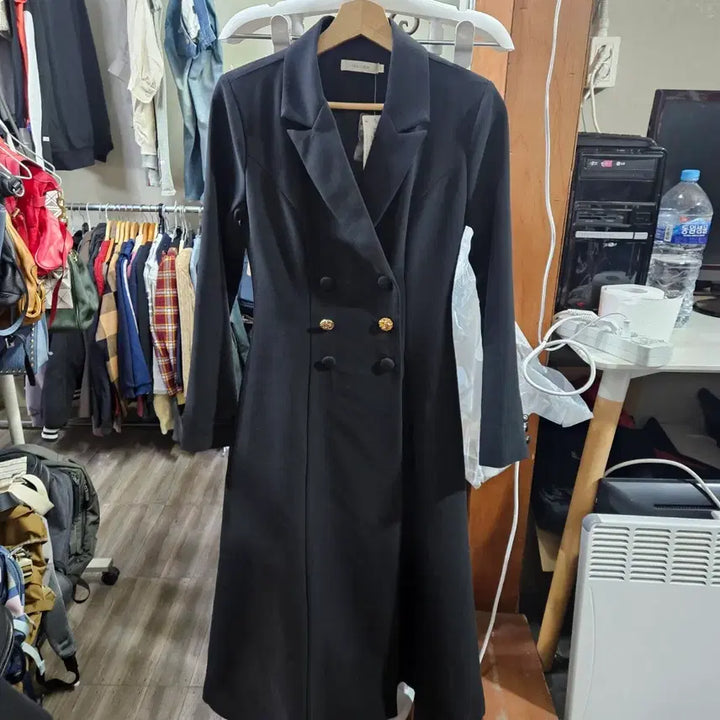 [SOLD OUT] 시크라인CHICLINE 블랙 더블 코트 S 새제품