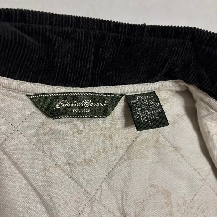 [BUNJANG] Eddie Bauer Corduroy Quilted Vest / 정품 에디바우어 코듀로이 퀼팅 조끼 집업 베스트