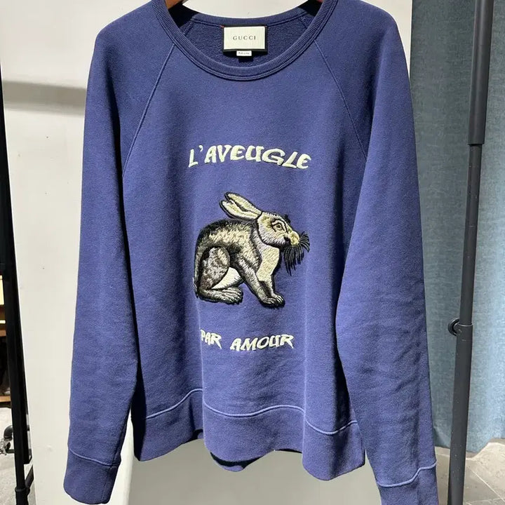[BUNJANG] Gucci Rabbit Embroidered Raglan Sweatshirt - Size L / 구찌 토끼자수 레글런 맨투맨 L