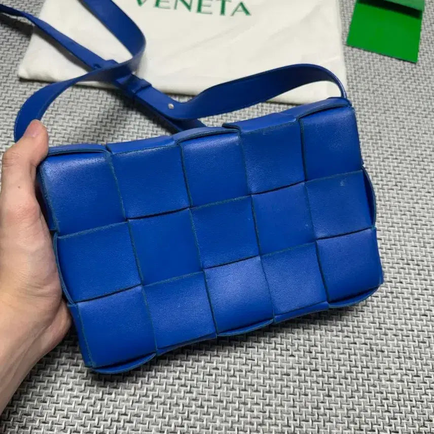 [BUNJANG] Bottega Veneta Cassette Bag - Blue / 보테가 베네타 카세트백 블루