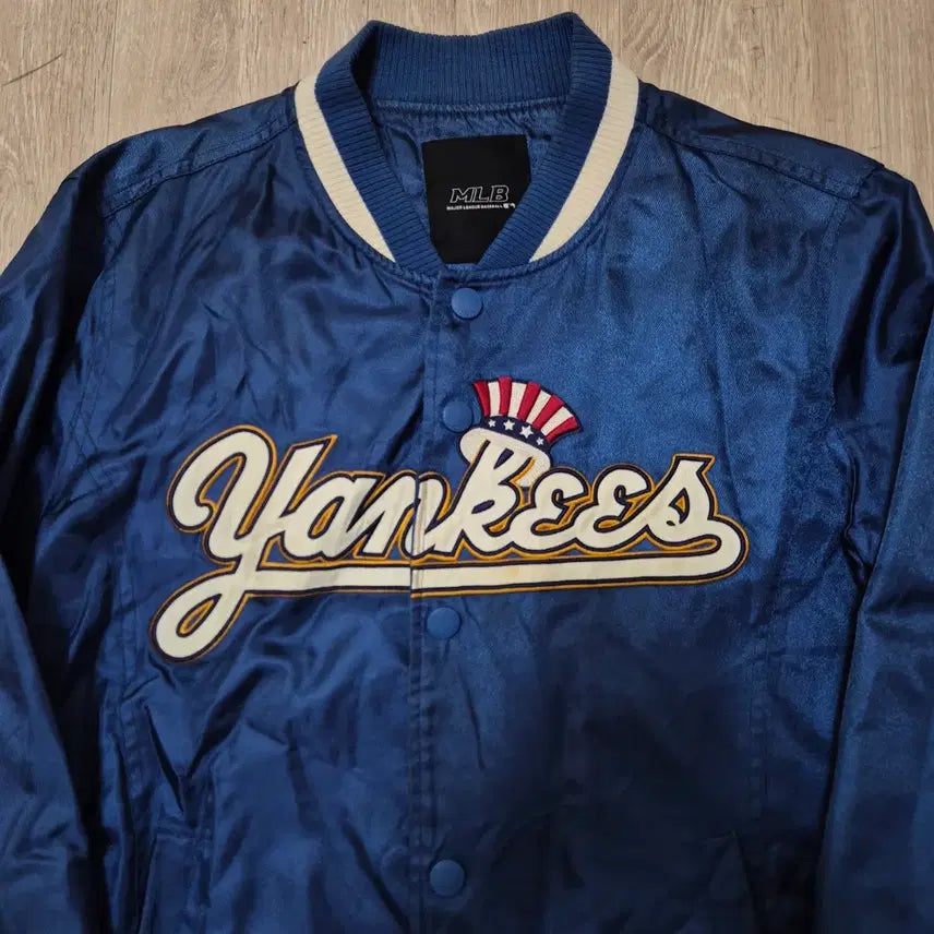 [BUNJANG] MLB New York Yankees Stadium Varsity Jacket / MLB 뉴욕 양키스 스타디움 바시티 자켓 L(100)