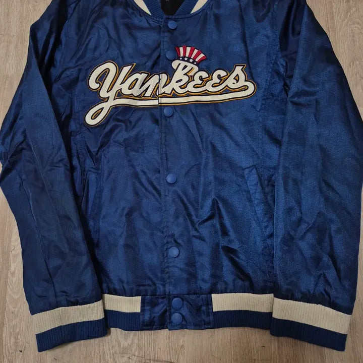 [BUNJANG] MLB New York Yankees Stadium Varsity Jacket / MLB 뉴욕 양키스 스타디움 바시티 자켓 L(100)