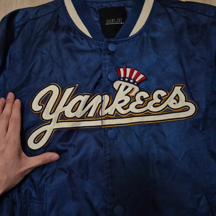 [BUNJANG] MLB New York Yankees Stadium Varsity Jacket / MLB 뉴욕 양키스 스타디움 바시티 자켓 L(100)