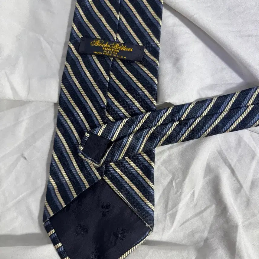 [BUNJANG] Brooks Brothers Striped Necktie / Usa 브룩스브라더스 스트라이프 넥타이