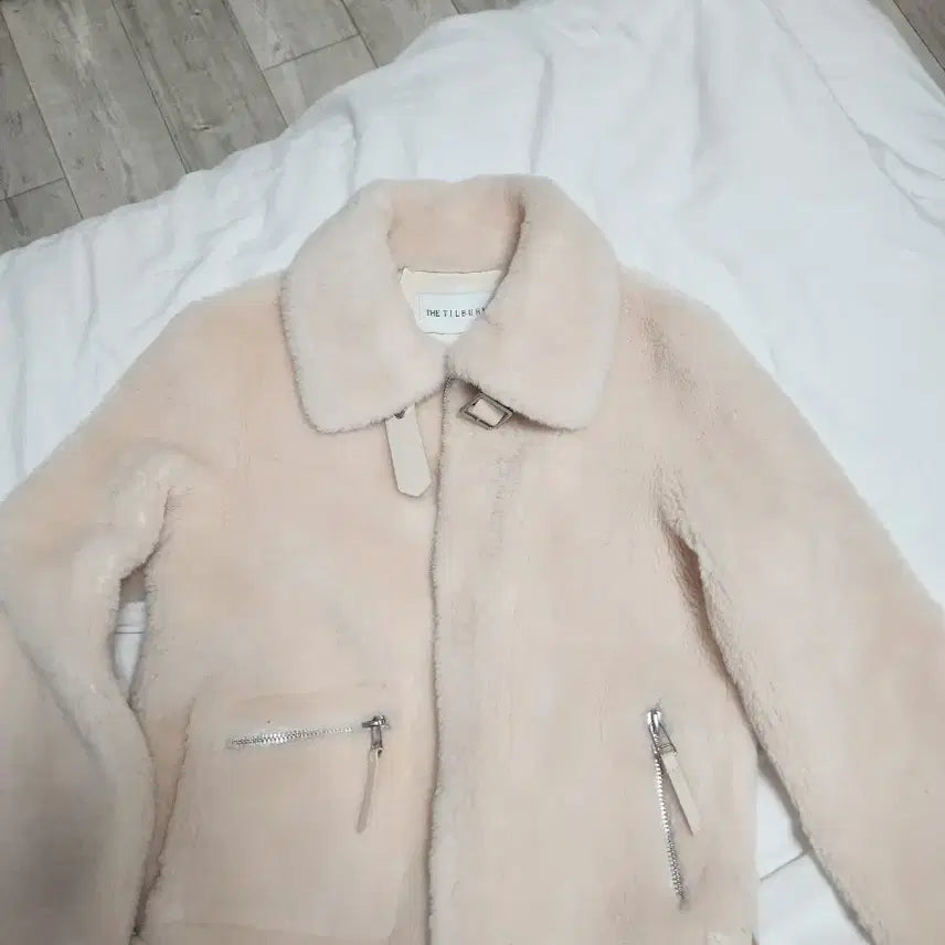 [BUNJANG] The Tillybury Beige Mousse Jacket / 더틸버리 양모 무스탕 자켓 베이지 85-88-155