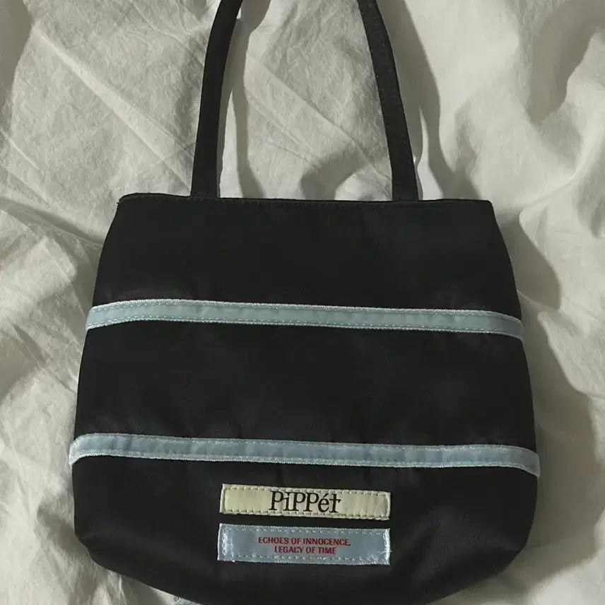 [BUNJANG] 핍펫 pippet 토트백 Ribbon Silk Bag (black) / 핍펫 pippet 토트백 Ribbon Silk Bag (black)