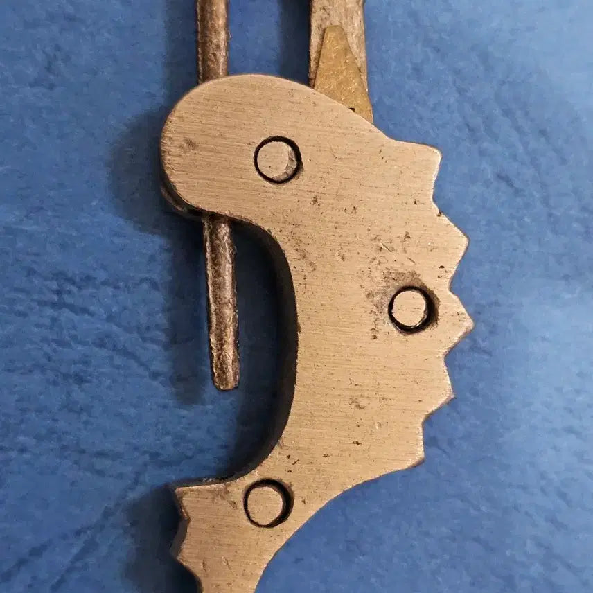 [BUNJANG] Traditional Fish-Shaped Lock with Key and Tassel / 전통 자물쇠 물고기모양 열쇠 + 술장식