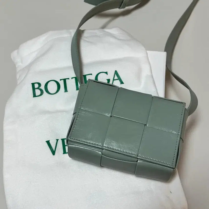 [BUNJANG] Bottega Veneta Mini Cassette Bag / 보테가베네타 미니 카세트백