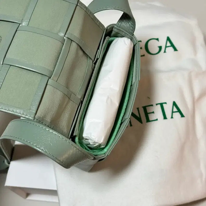 [BUNJANG] Bottega Veneta Mini Cassette Bag / 보테가베네타 미니 카세트백