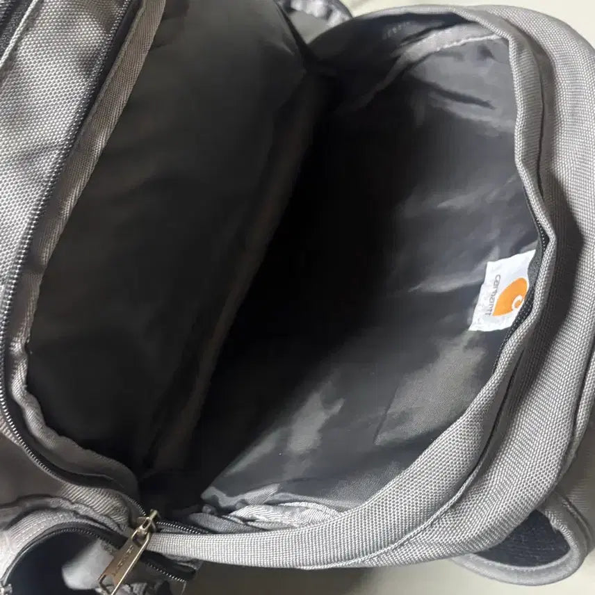[BUNJANG] Carhartt Legacy Deluxe Backpack Charcoal / 빈티지 칼하트 레거시 디럭스 백팩 차콜