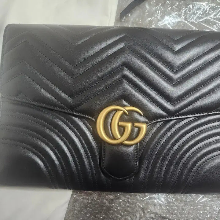 [BUNJANG] Gucci Marmont Black Clutch Bag / 구찌 마몬트 블랙 클러치백