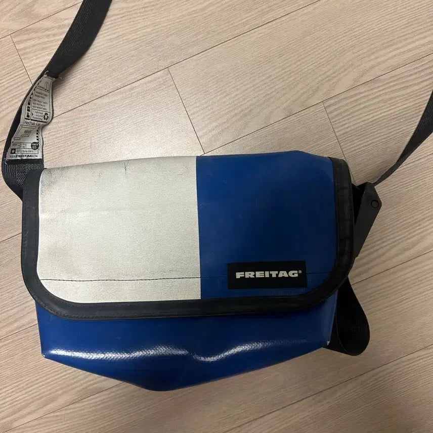 [BUNJANG] Freitag Hawaii Five-O Messenger Bag / 프라이탁 하와이파이브오 메신져백 블루