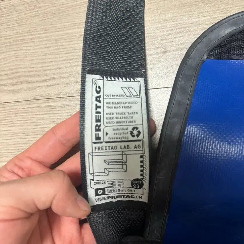 [BUNJANG] Freitag Hawaii Five-O Messenger Bag / 프라이탁 하와이파이브오 메신져백 블루