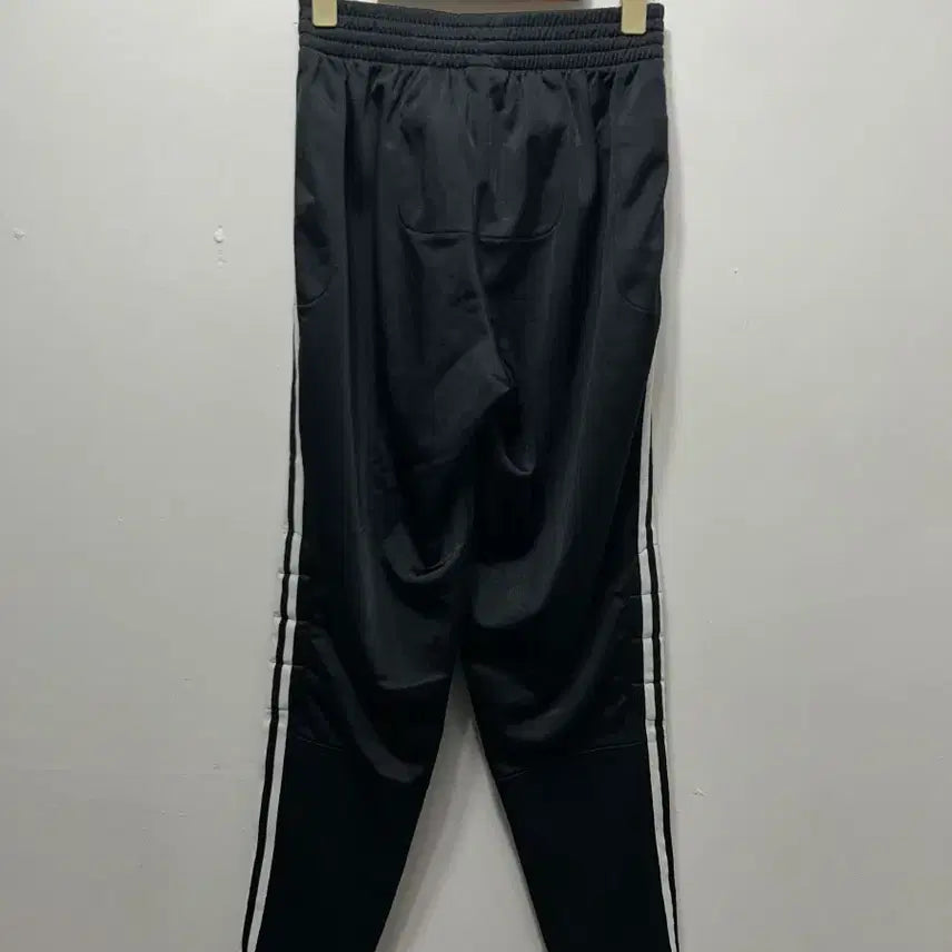 [BUNJANG] Adidas Three-Stripe Training Pants M / 아디다스 삼선 트레이닝 보호대 트레이닝복 바지 M