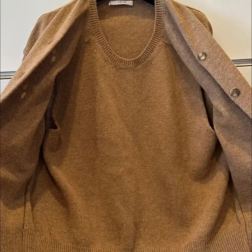 [BUNJANG] Celine Cardigan Knit / 셀린느 가디건