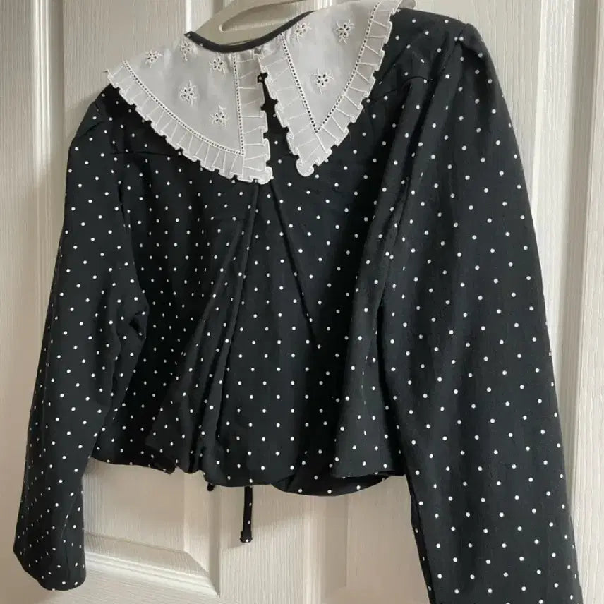 [BUNJANG] Darlings Studio Dot Lady Two-Piece Set / 달링스튜디오 도트 레이디 투피스