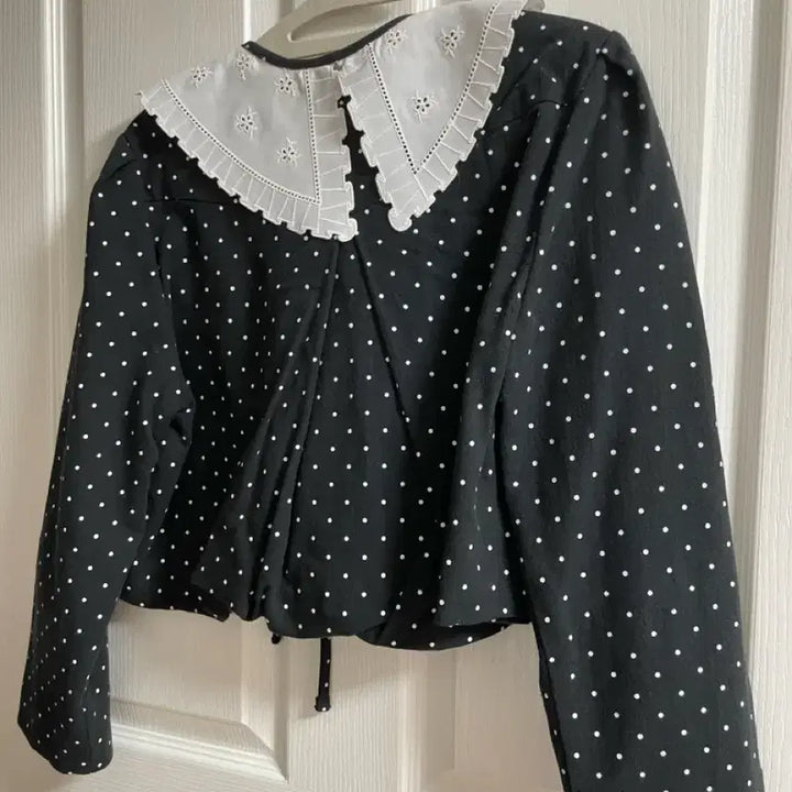 [BUNJANG] Darlings Studio Dot Lady Two-Piece Set / 달링스튜디오 도트 레이디 투피스