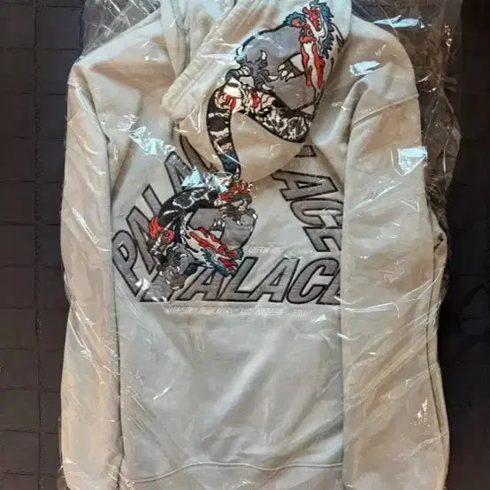 [BUNJANG] Palace Dragon P-3 Hoodie Gray / [XL] 팔라스 드래곤 P-3 후드 그레이