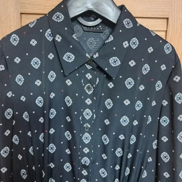 [BUNJANG] Sisley Pattern Long Dress / Sisley 패턴 롱 원피스, 66