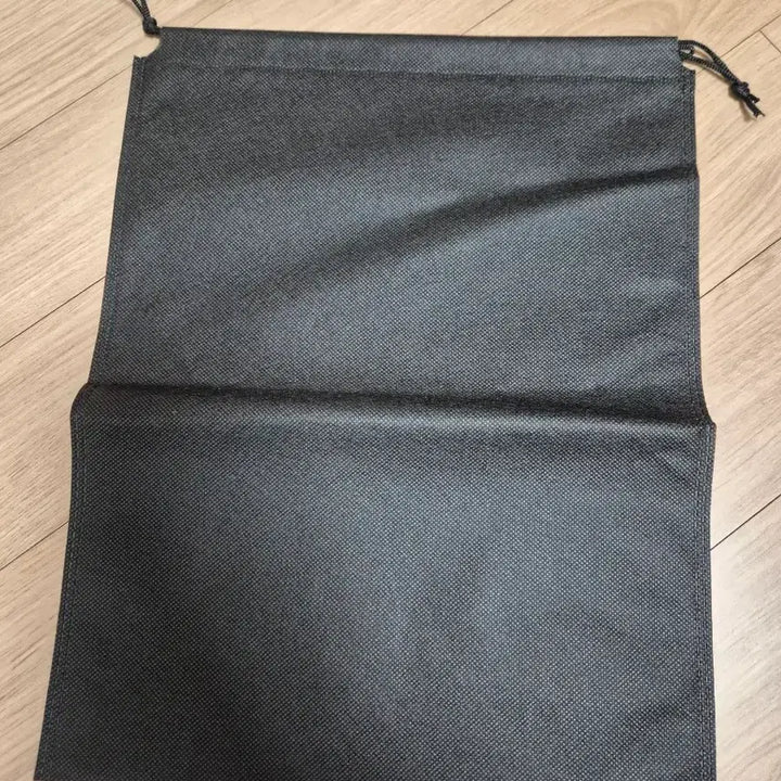 [BUNJANG] Discovery 235mm White and Blue Trekking Shoes / [새제품] 디스커버리 운동화 235mm