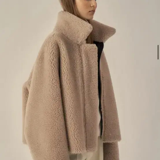 [BUNJANG] Facade Pattern Reversible Lambswool Short Mustang / 파사드패턴 램스울 리버시블 숏 무스탕