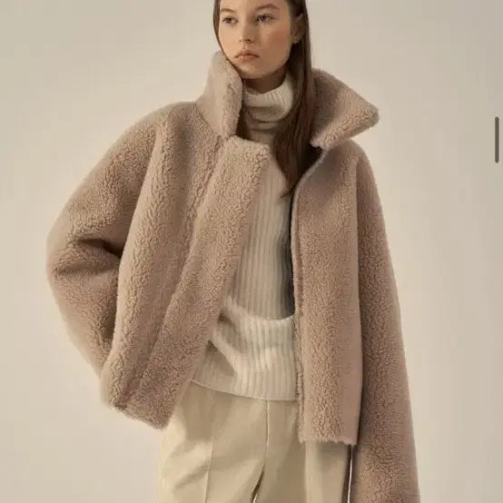 [BUNJANG] Facade Pattern Reversible Lambswool Short Mustang / 파사드패턴 램스울 리버시블 숏 무스탕