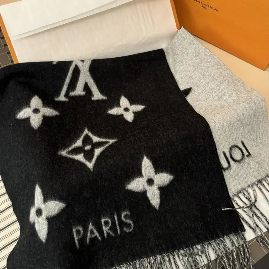 [BUNJANG] LV Reykjavik Scarf / 엘브이 레이캬비크 스카프