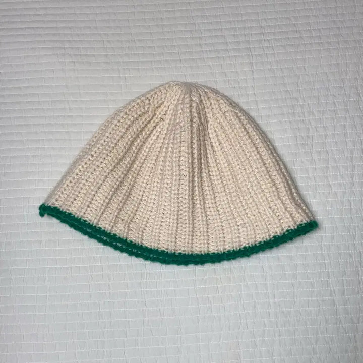 [BUNJANG] Ivory Green Knit Beanie / 착샷O) 아이보리 그린 배색 니트짜임 비니