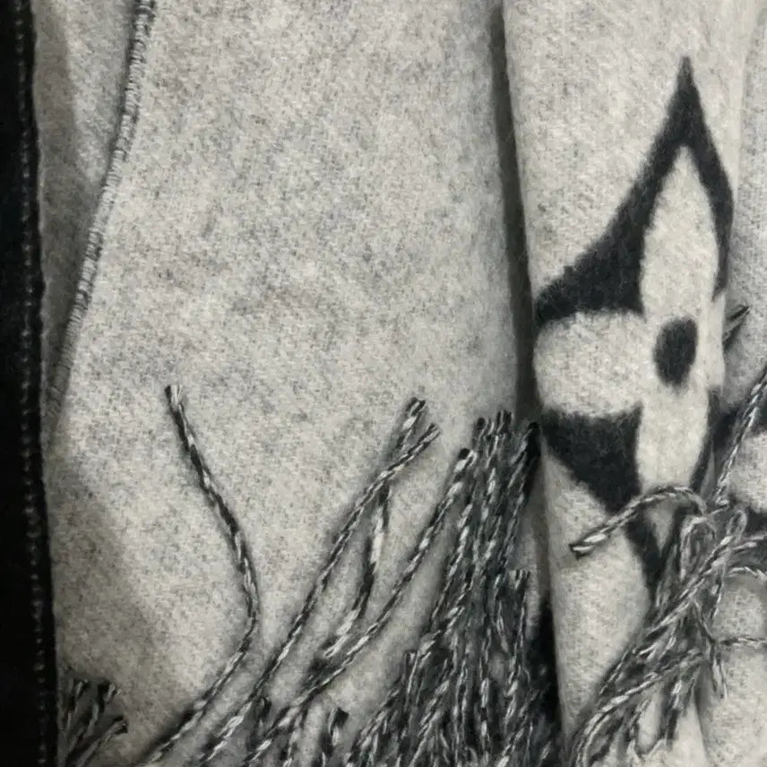 [BUNJANG] Louis Vuitton Scarf / lv 스카프