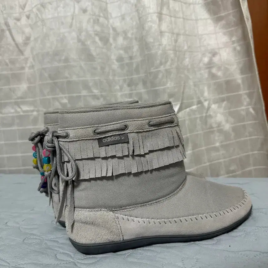 [BUNJANG] Adidas Vintage Frill Beaded Boots / (당일배송) 아디다스 adidas 빈티지 프릴 비즈 부츠