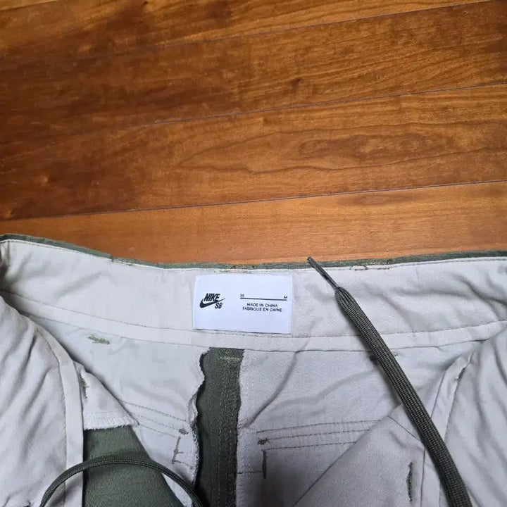 [BUNJANG] Nike SB Kearny Cargo Pants Olive Black / 나이키 SB 커니 카고 팬츠 올리브30,  블랙 32