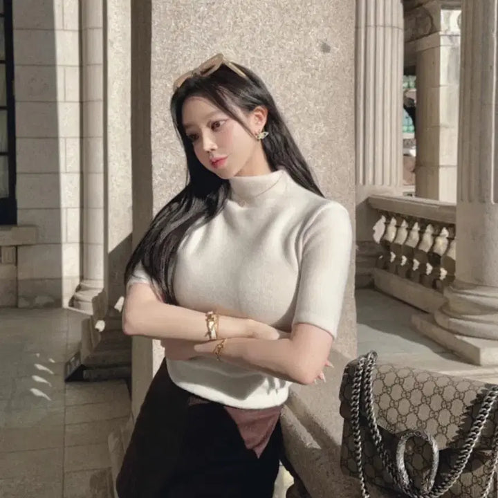[BUNJANG] Rozeline Slim Fit Half Neck 5-part Sleeve Top / 로젤린-슬림핏 하프넥5부 nt