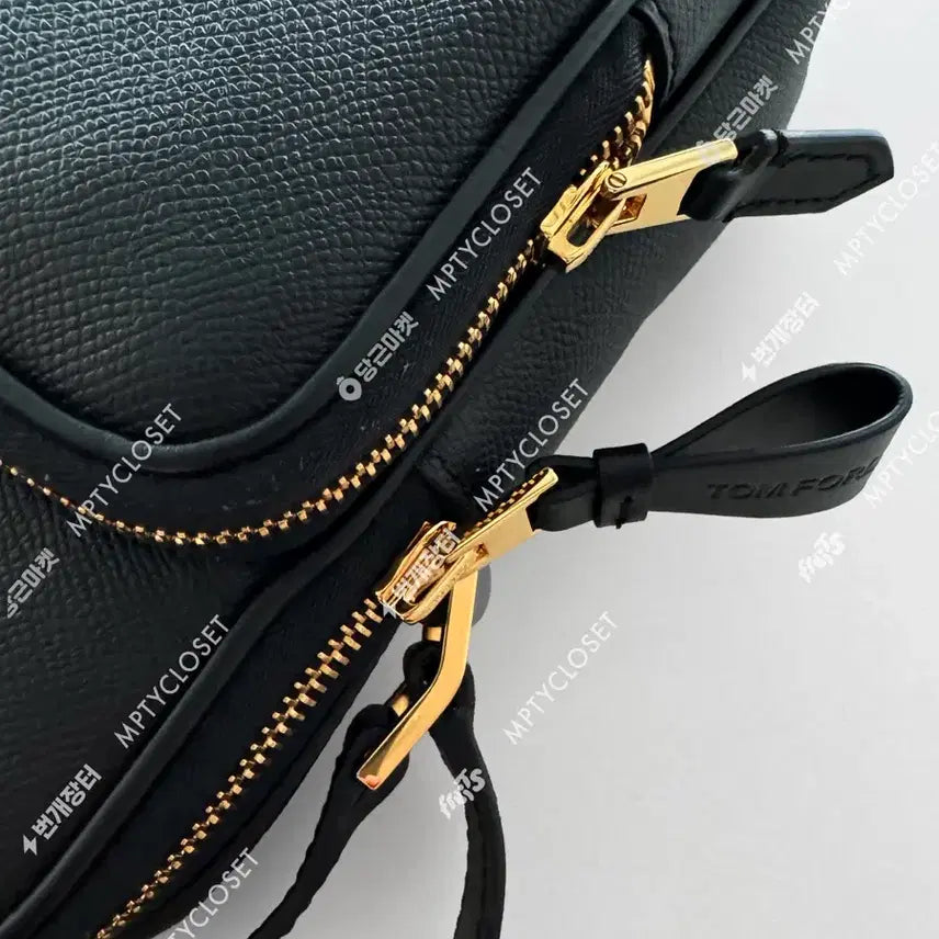 [BUNJANG] Tom Ford Berkeley Leather Messenger Bag Black / 톰포드 버클리 레더 메신저백 블랙