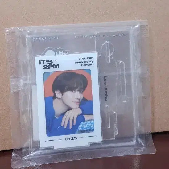 [BUNJANG] 2PM Lee Junho Acrylic Photocard Stand / 2pm 15주년 콘서트 이준호 아크릴 포토카드 스탠드