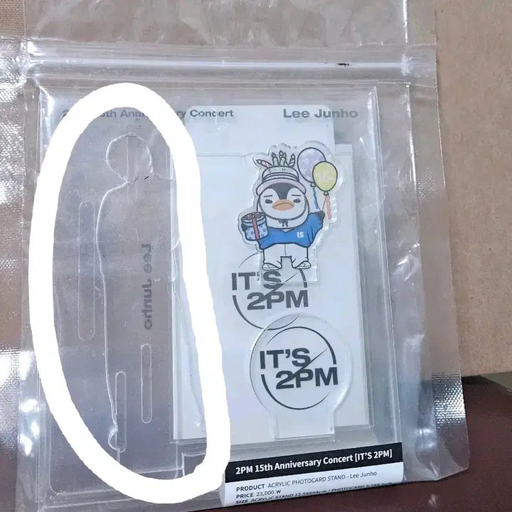 [BUNJANG] 2PM Lee Junho Acrylic Photocard Stand / 2pm 15주년 콘서트 이준호 아크릴 포토카드 스탠드
