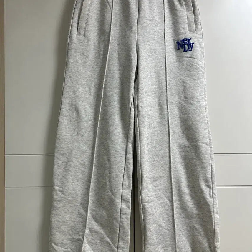 [BUNJANG] NERDY Women's Wide Sweatpants Plum / 새상품)널디 엔와이디 여성우먼스 와이드 스웻팬츠 플럼 트레이닝 바지 xs
