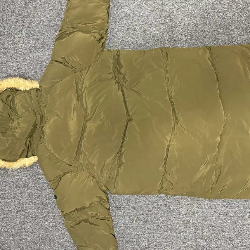 [SOLD OUT] 콜롬비아 롱패딩 카키