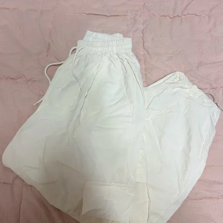 [BUNJANG] Ivory Summer Cargo Jogger Pants / 아이보리 여름 카고 조거팬츠