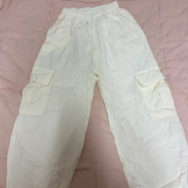 [BUNJANG] Ivory Summer Cargo Jogger Pants / 아이보리 여름 카고 조거팬츠