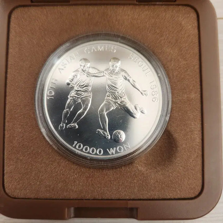 [BUNJANG] 1986 Seoul Asian Games Commemorative Silver Coin / 1986 서울 아시안게임 기념 은화